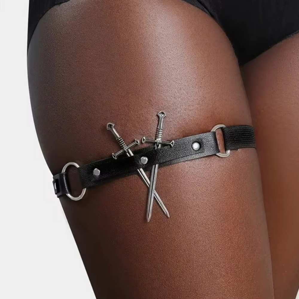 🗡 PU Leather Black Gothic Sword-Embellished Thigh Strap Sexy New